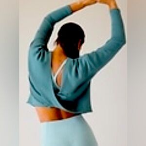 Athleta Womens Sweatshirt